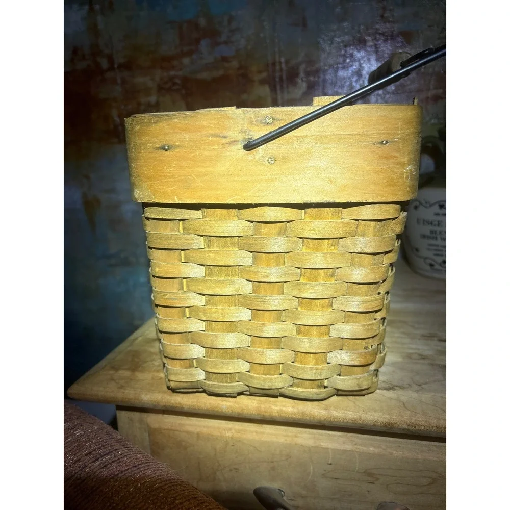 Vintage Woven Wood Divided Basket Hand Painted Apple Farmhouse Rustic Caddy